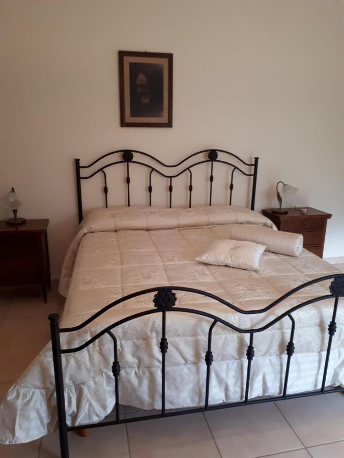 B&B Porta Del Gargano San Marco in Lamis Exteriör bild