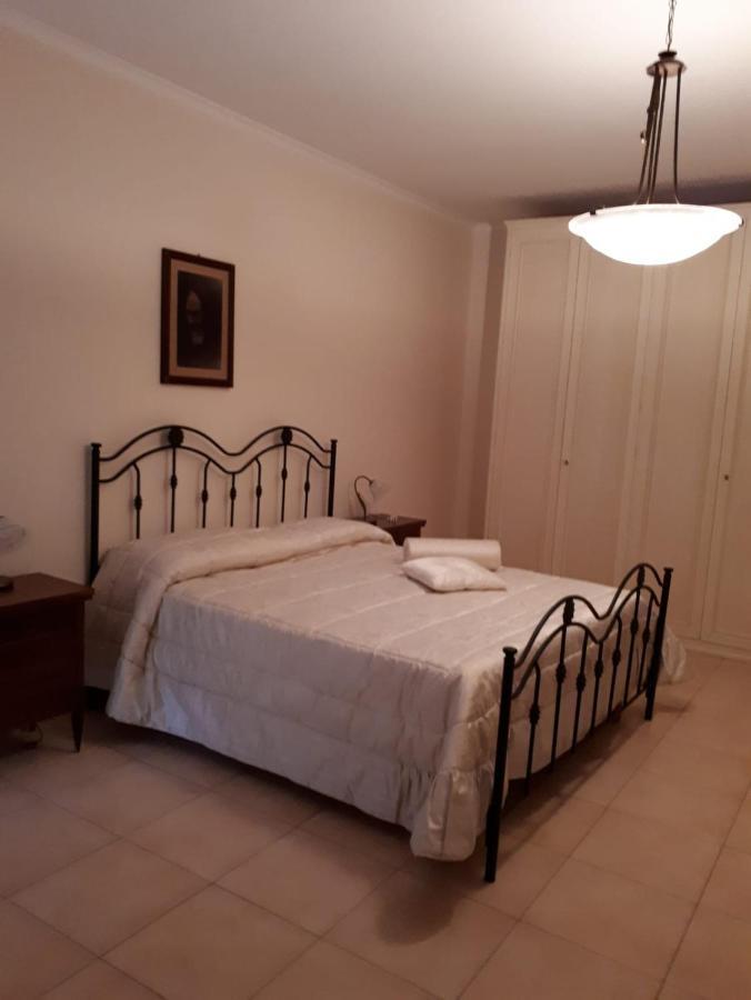B&B Porta Del Gargano San Marco in Lamis Exteriör bild